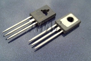 Tranzistor BD140