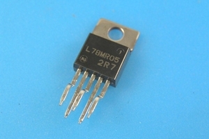 IO L78MR05 - Stabilizátor + 5V / 1A  +reset  